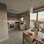 Apartment Majestic Sunset Salt Views 300m From