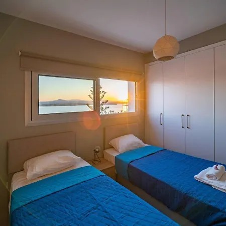 Majestic Sunset Salt Views 300m From Apartament Larnaca