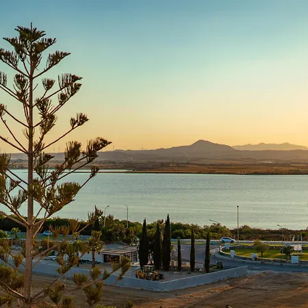 Majestic Sunset Salt Views 300m From Appartement