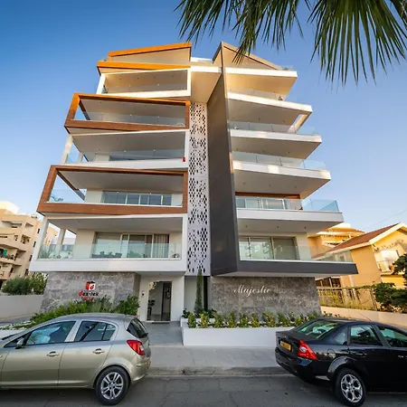 Majestic Sunset Salt Views 300m From Appartement Larnaca