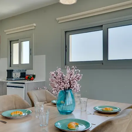 Apartment Majestic Sunset Salt Views 300m From Larnaca
