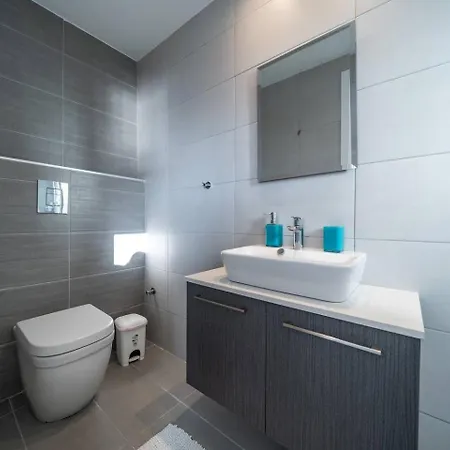 Majestic Sunset Salt Views 300m From Apartmán