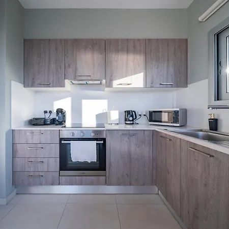 Majestic Sunset Salt Views 300m From Larnaca