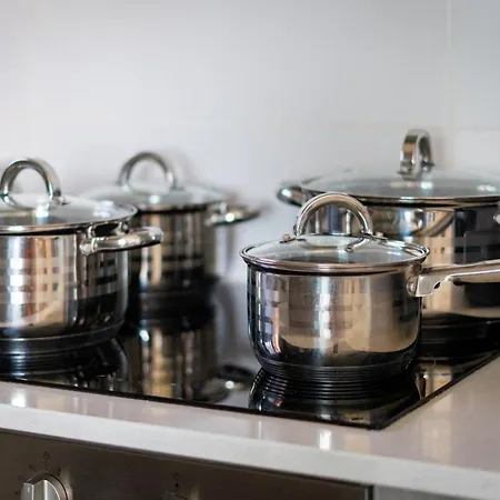 아파트 Majestic Sunset Salt Views 300m From