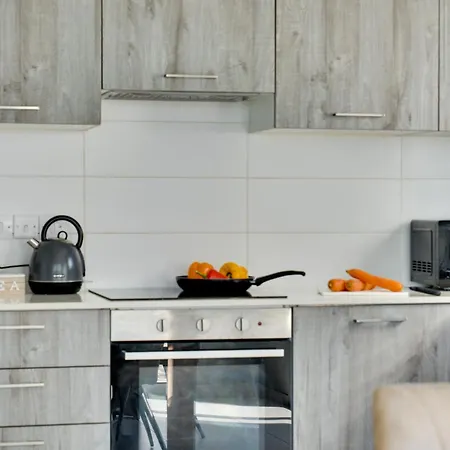 Majestic Sunset Salt Views 300m From Apartman