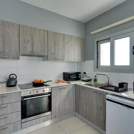 Majestic Sunset Salt Views 300m From Lägenhet