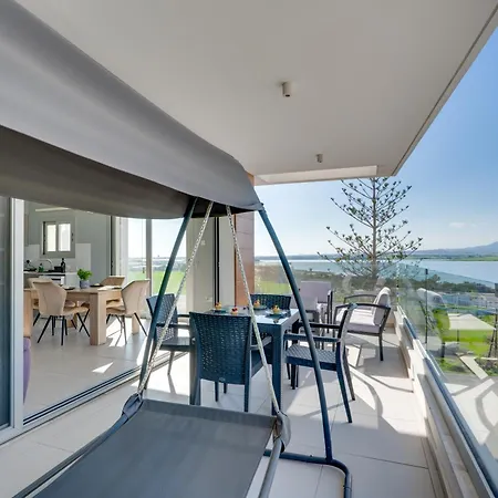 Majestic Sunset Salt Views 300m From Apartman Lárnaka