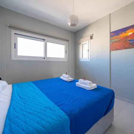 Apartment Majestic Sunset Salt Views 300m From Larnaka