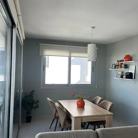 Apartament Majestic Sunset Salt Views 300m From Larnaca