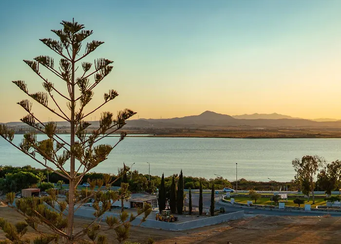 Majestic Sunset Salt Views 300m From Lägenhet