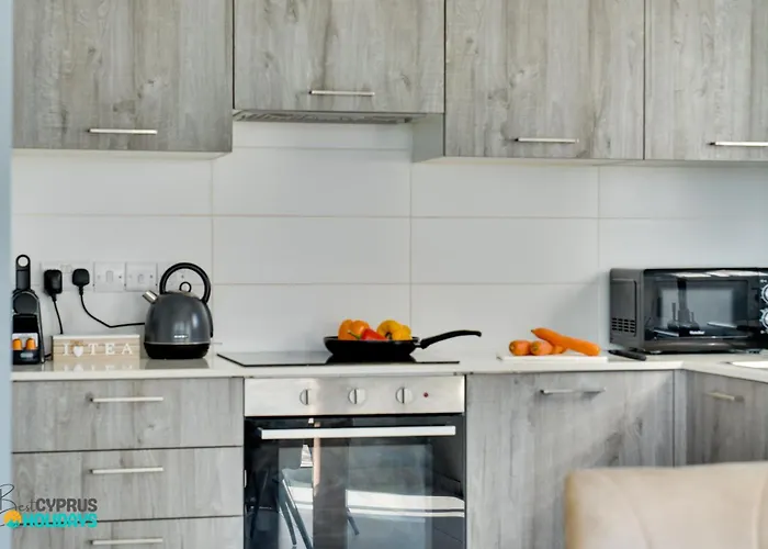 Majestic Sunset Salt Views 300m From Lägenhet