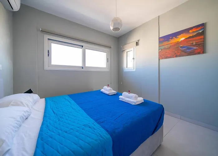 Majestic Sunset Salt Views 300m From